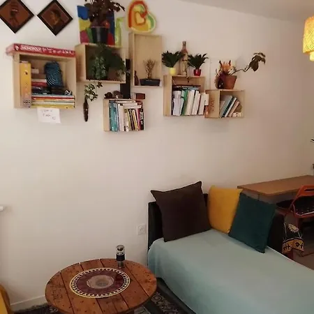 Harmonia, דירה