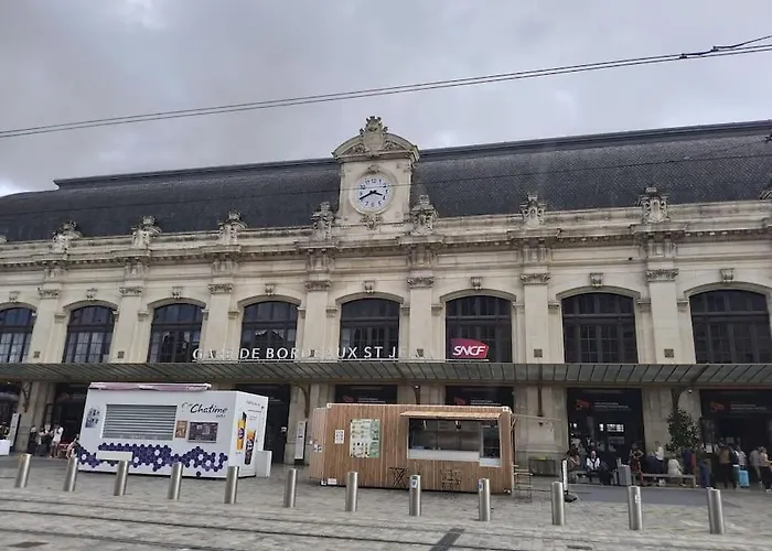 Harmonia, * Bordeaux